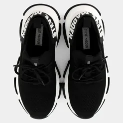 BLA- SNEAKERS NERO PROTÉGÉ