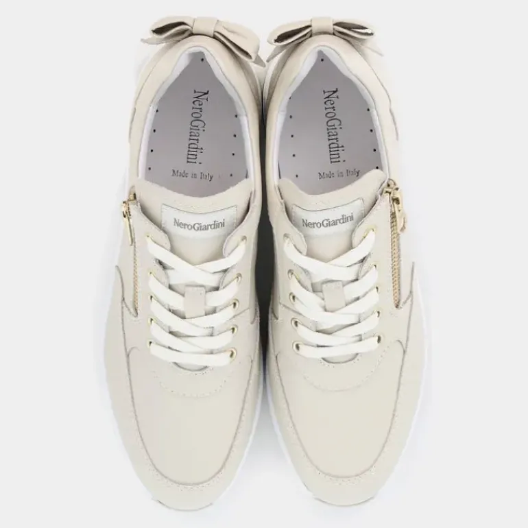 SNEAKERS BEIGE E506371D
